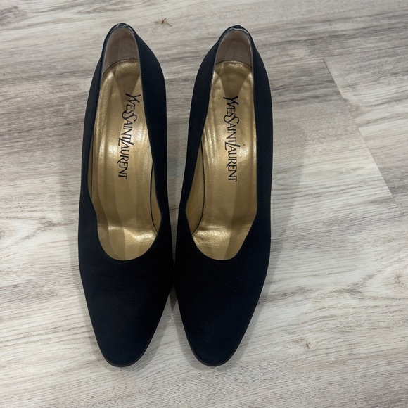 Yves Saint Laurent Black Heels size 7.5 Vintage - Picture 1 of 6